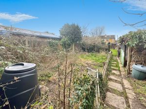 CHAPEL ROAD - click for photo gallery